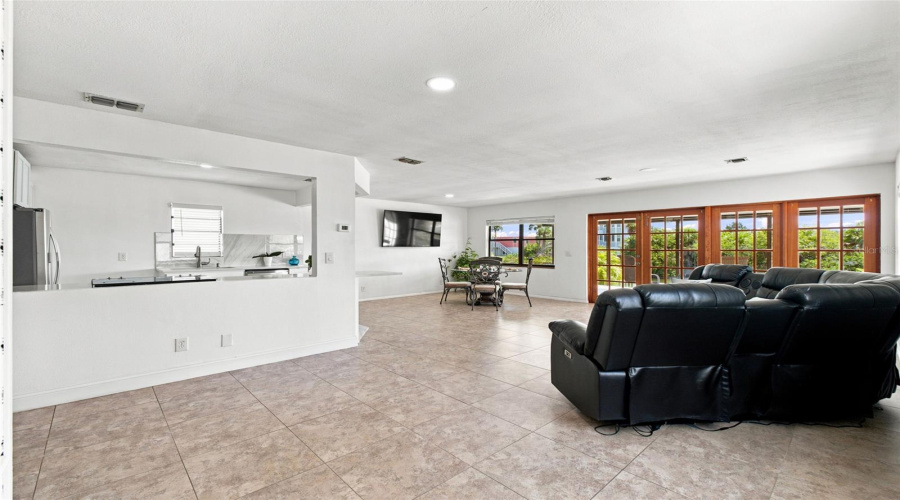 Hernando Beach, Florida 34607, 3 Bedroom Bedrooms, ,3 Bathroombathrooms,Residential,For Sale,Rose Arbor,0,Mfrtb8525854