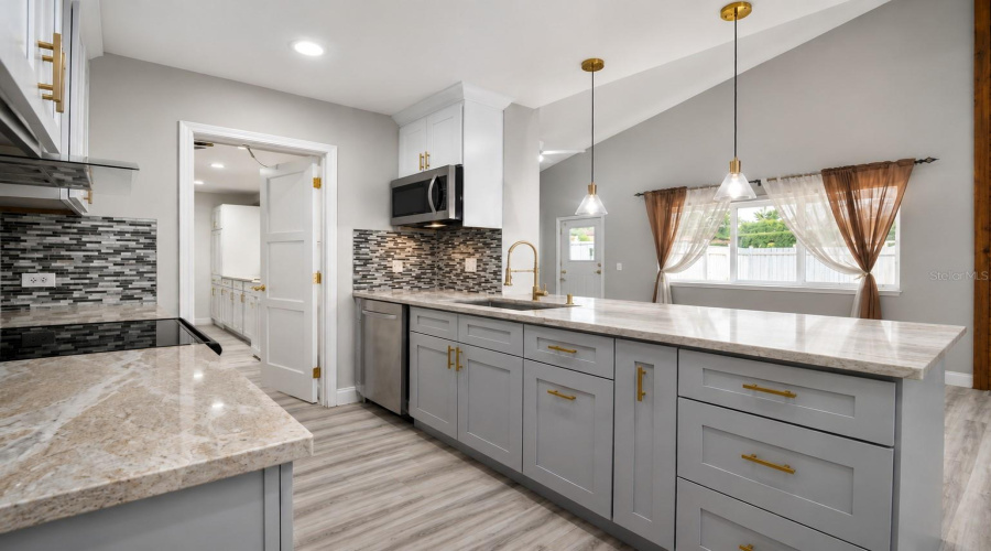 Tampa, Florida 33614, 4 Bedroom Bedrooms, ,3 Bathroombathrooms,Residential,For Sale,Ralston Beach,0,Mfrtb8537430