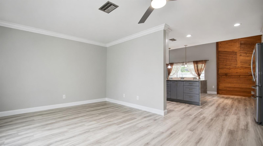 Tampa, Florida 33614, 4 Bedroom Bedrooms, ,3 Bathroombathrooms,Residential,For Sale,Ralston Beach,0,Mfrtb8537430