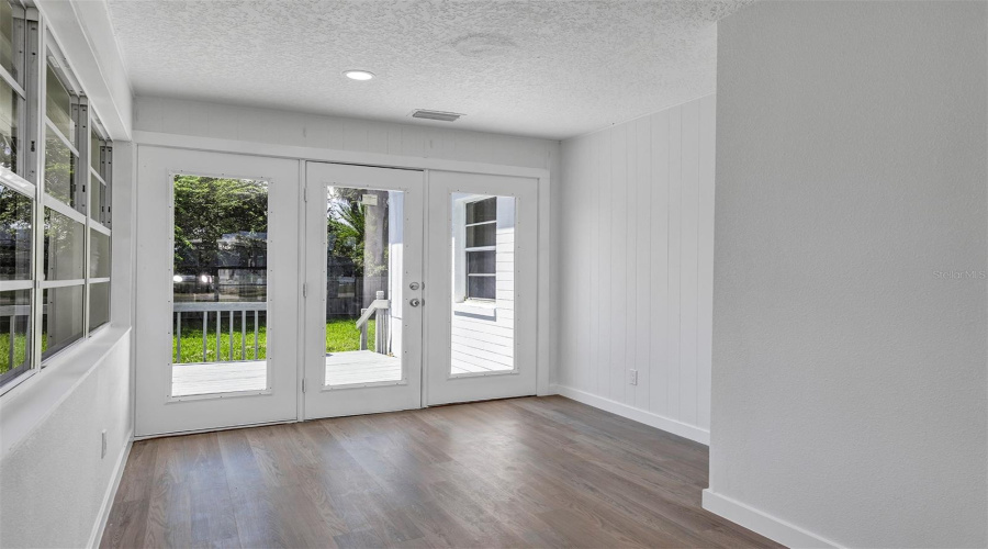 Daytona Beach, Florida 32118, 2 Bedroom Bedrooms, ,2 Bathroombathrooms,Residential,For Sale,Williams,0,Mfro6432441