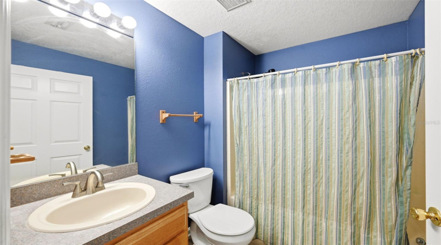 Ocoee, Florida 34761, 3 Bedroom Bedrooms, ,2 Bathroombathrooms,Residential,For Sale,Laurel Ridge,0,Mfro6415129