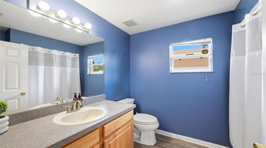 Ocoee, Florida 34761, 3 Bedroom Bedrooms, ,2 Bathroombathrooms,Residential,For Sale,Laurel Ridge,0,Mfro6415129