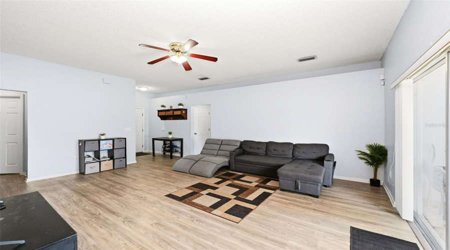 Ocoee, Florida 34761, 3 Bedroom Bedrooms, ,2 Bathroombathrooms,Residential,For Sale,Laurel Ridge,0,Mfro6415129