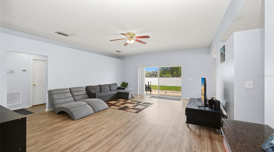Ocoee, Florida 34761, 3 Bedroom Bedrooms, ,2 Bathroombathrooms,Residential,For Sale,Laurel Ridge,0,Mfro6415129