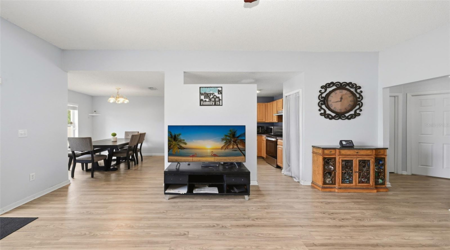 Ocoee, Florida 34761, 3 Bedroom Bedrooms, ,2 Bathroombathrooms,Residential,For Sale,Laurel Ridge,0,Mfro6415129