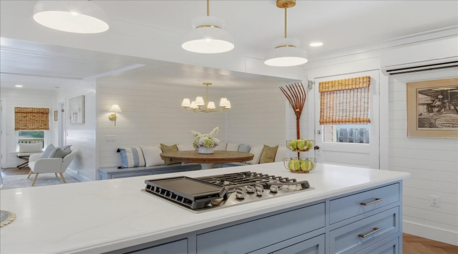 Holmes Beach, Florida 34217, 2 Bedroom Bedrooms, ,2 Bathroombathrooms,Residential,For Sale,Gulf,0,Mfra4684724