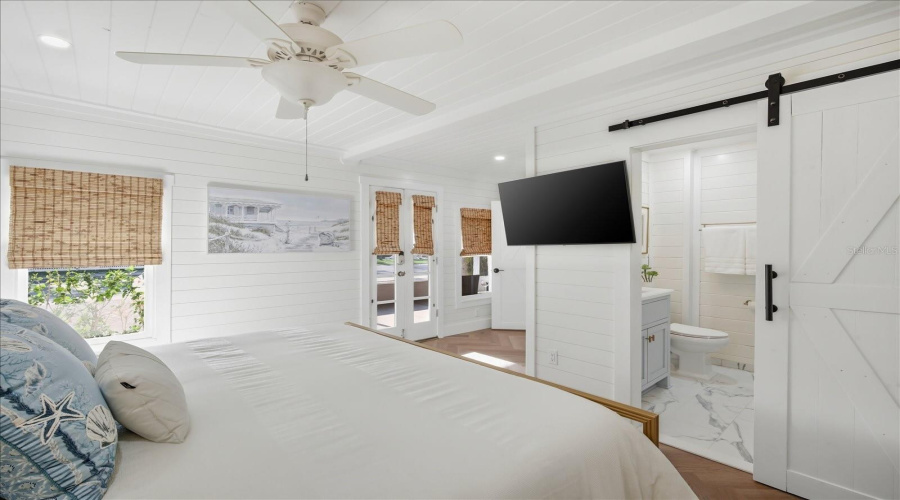Holmes Beach, Florida 34217, 2 Bedroom Bedrooms, ,2 Bathroombathrooms,Residential,For Sale,Gulf,0,Mfra4684724