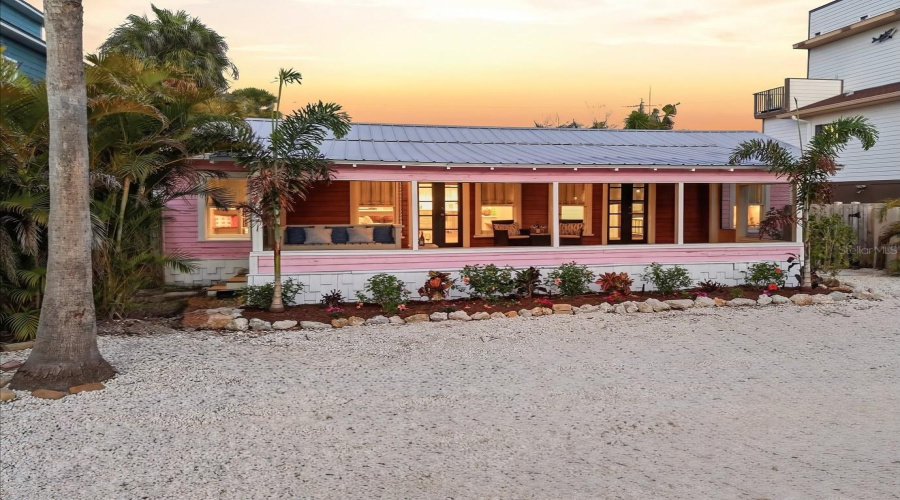 Holmes Beach, Florida 34217, 2 Bedroom Bedrooms, ,2 Bathroombathrooms,Residential,For Sale,Gulf,0,Mfra4684724