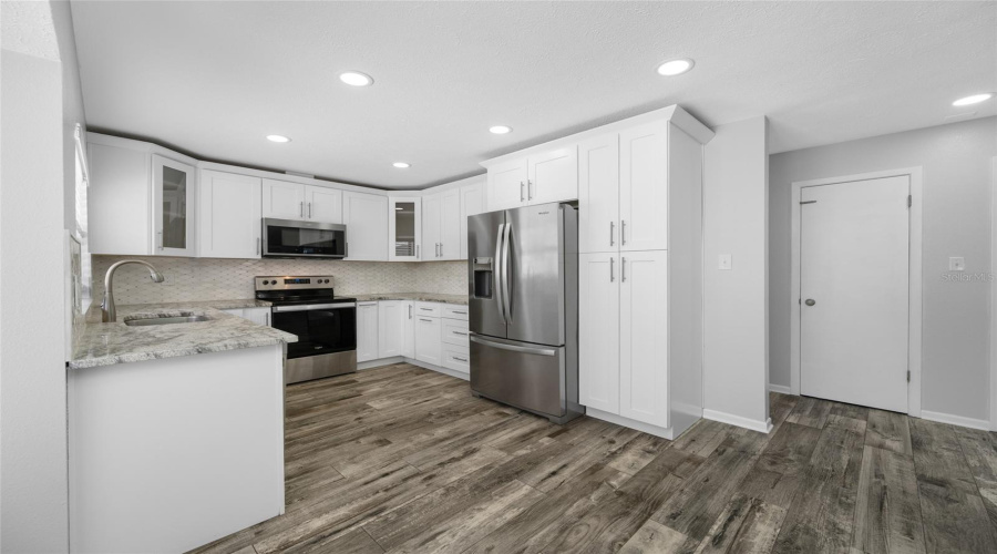 Tampa, Florida 33624, 4 Bedroom Bedrooms, ,2 Bathroombathrooms,Residential,For Sale,Hound Horn,0,Mfrtb8516623