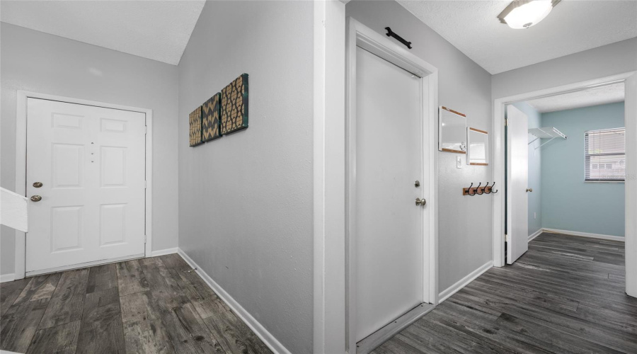 Tampa, Florida 33624, 4 Bedroom Bedrooms, ,2 Bathroombathrooms,Residential,For Sale,Hound Horn,0,Mfrtb8516623