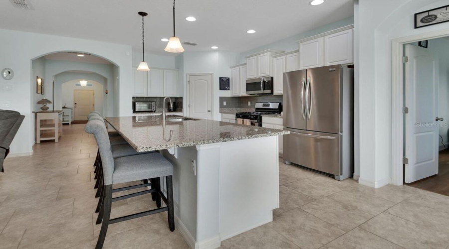 Deland, Florida 32724, 4 Bedroom Bedrooms, ,3 Bathroombathrooms,Residential,For Sale,Cherry,0,Mfro6428661