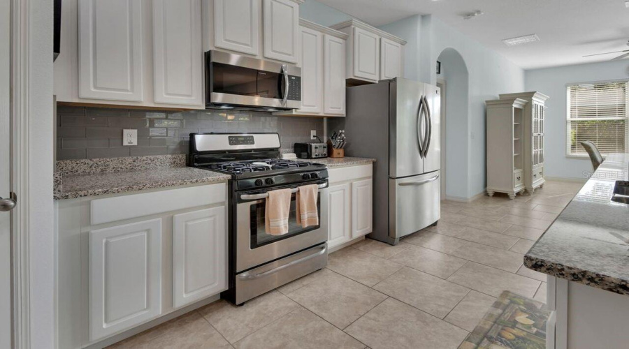 Deland, Florida 32724, 4 Bedroom Bedrooms, ,3 Bathroombathrooms,Residential,For Sale,Cherry,0,Mfro6428661