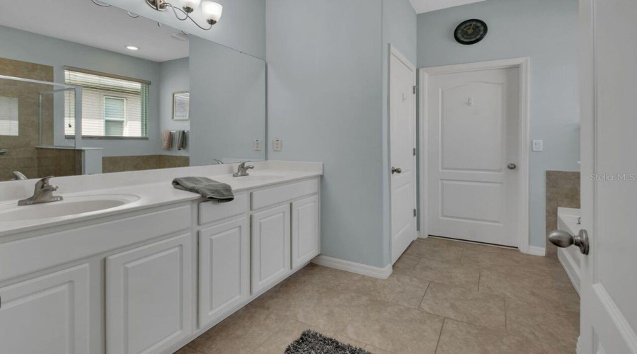 Deland, Florida 32724, 4 Bedroom Bedrooms, ,3 Bathroombathrooms,Residential,For Sale,Cherry,0,Mfro6428661