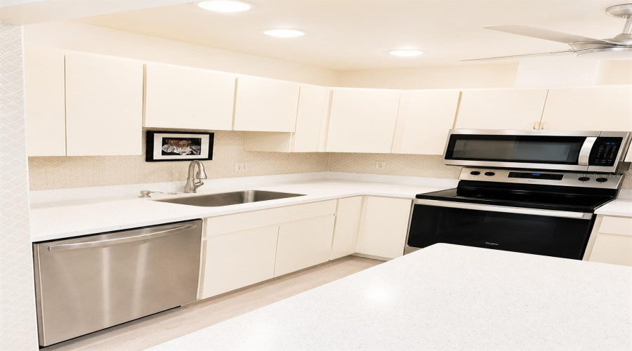 Venice, Florida 34292, 2 Bedroom Bedrooms, ,2 Bathroombathrooms,Residential,For Sale,Capri Isles,0,Mfrn6144492