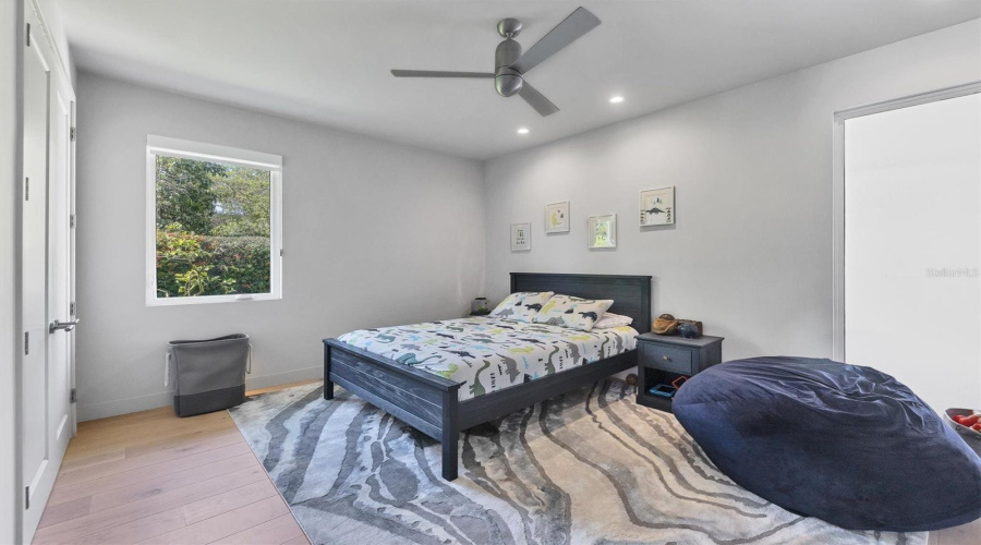 Sarasota, Florida 34231, 3 Bedroom Bedrooms, ,3 Bathroombathrooms,Residential,For Sale,Eastbrook,0,Mfra4701375
