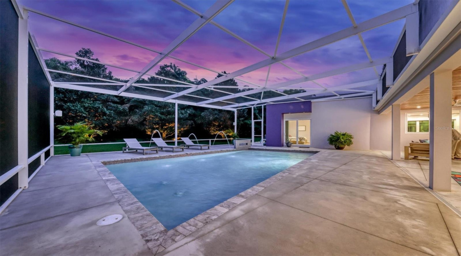Sarasota, Florida 34231, 3 Bedroom Bedrooms, ,3 Bathroombathrooms,Residential,For Sale,Eastbrook,0,Mfra4701375