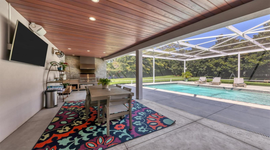 Sarasota, Florida 34231, 3 Bedroom Bedrooms, ,3 Bathroombathrooms,Residential,For Sale,Eastbrook,0,Mfra4701375