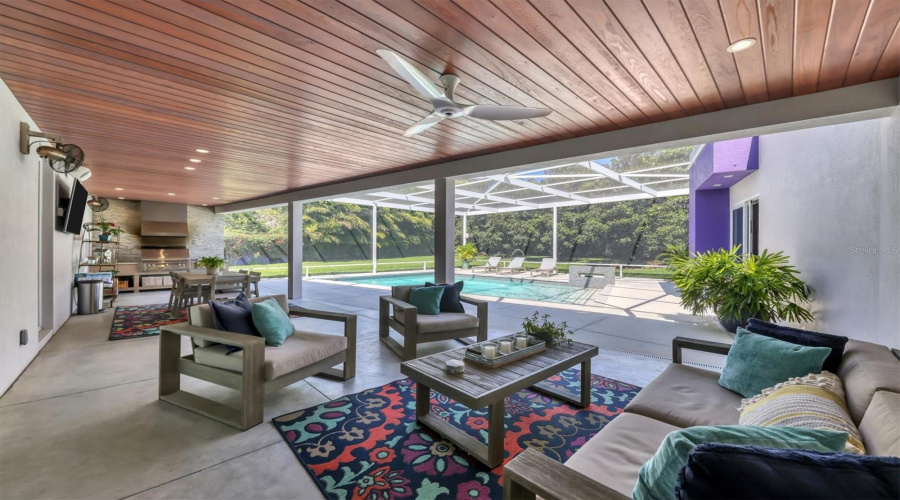 Sarasota, Florida 34231, 3 Bedroom Bedrooms, ,3 Bathroombathrooms,Residential,For Sale,Eastbrook,0,Mfra4701375