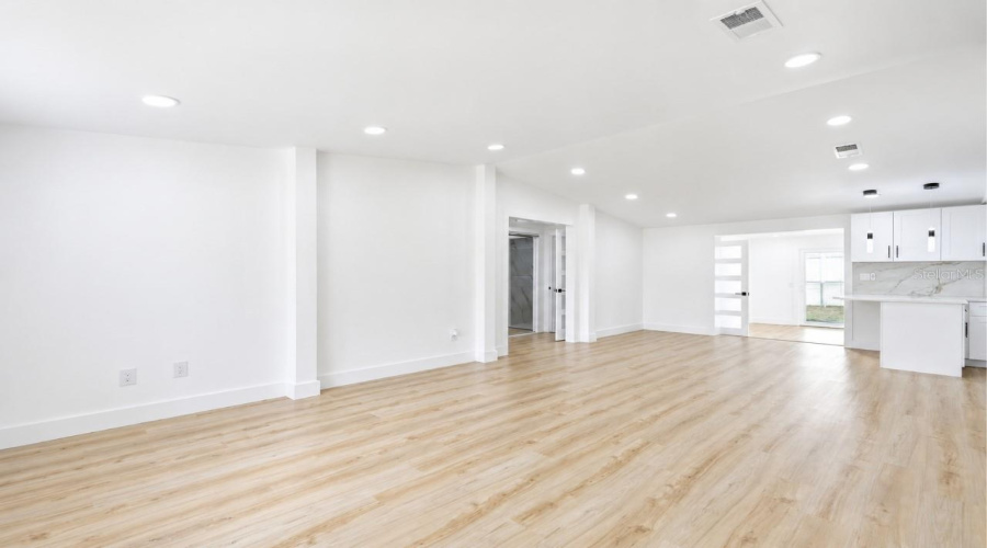 Venice, Florida 34293, 4 Bedroom Bedrooms, ,2 Bathroombathrooms,Residential,For Sale,Olympia,0,Mfrtb8541408