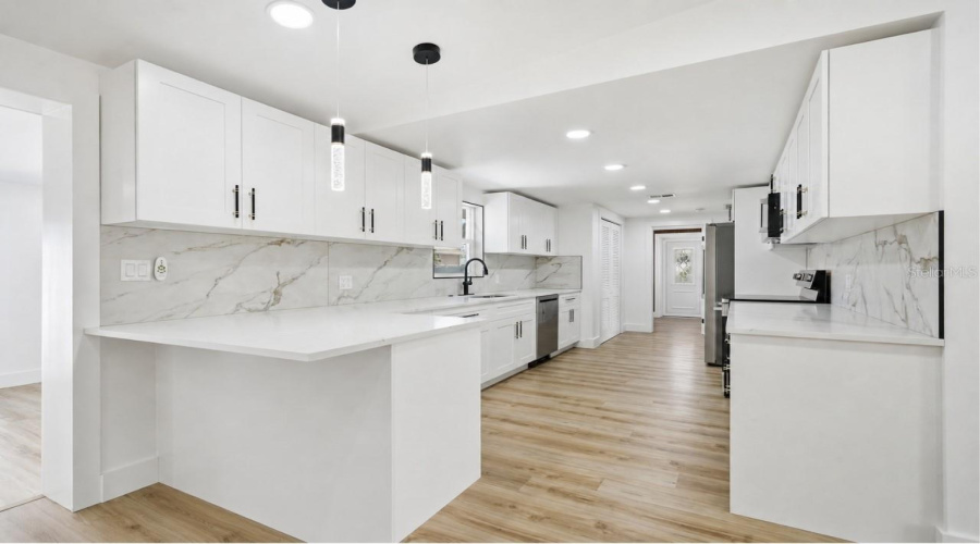 Venice, Florida 34293, 4 Bedroom Bedrooms, ,2 Bathroombathrooms,Residential,For Sale,Olympia,0,Mfrtb8541408
