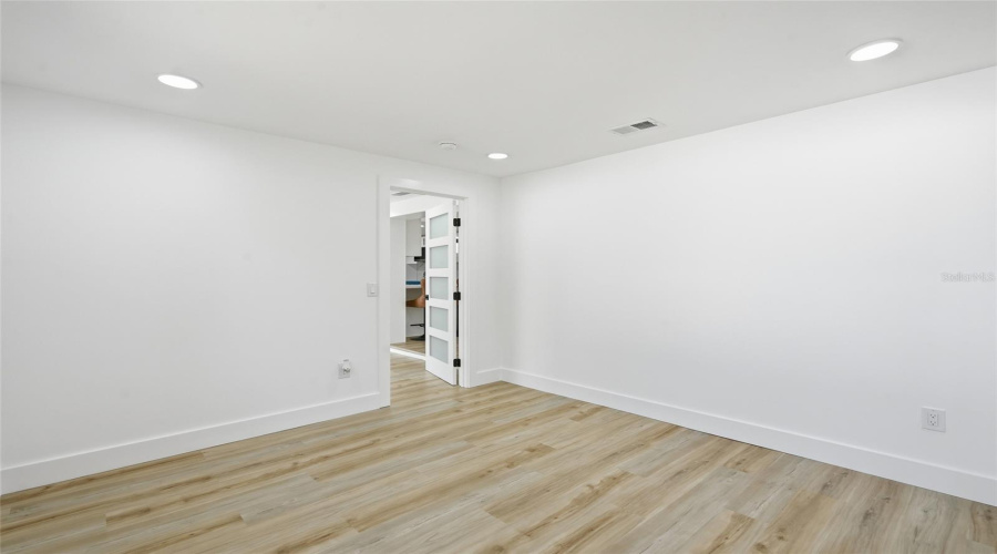 Venice, Florida 34293, 4 Bedroom Bedrooms, ,2 Bathroombathrooms,Residential,For Sale,Olympia,0,Mfrtb8541408
