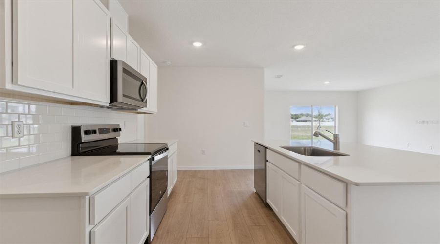 St Cloud, Florida 34773, 5 Bedroom Bedrooms, ,3 Bathroombathrooms,Residential,For Sale,House Finch,0,Mfro6424240