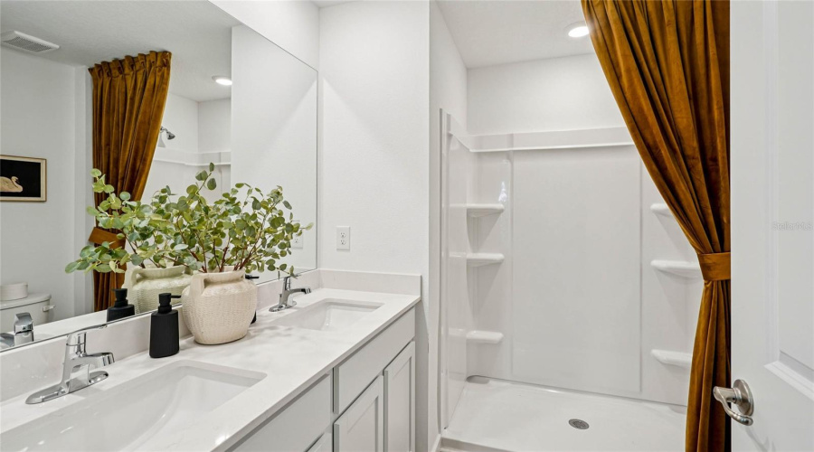 St Cloud, Florida 34773, 4 Bedroom Bedrooms, ,2 Bathroombathrooms,Residential,For Sale,House Finch,0,Mfro6399878