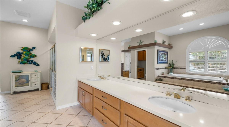 Hernando Beach, Florida 34607, 3 Bedroom Bedrooms, ,3 Bathroombathrooms,Residential,For Sale,Newport,0,Mfrtb8532427