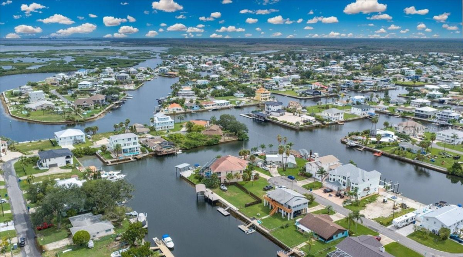 Hernando Beach, Florida 34607, 3 Bedroom Bedrooms, ,3 Bathroombathrooms,Residential,For Sale,Newport,0,Mfrtb8532427
