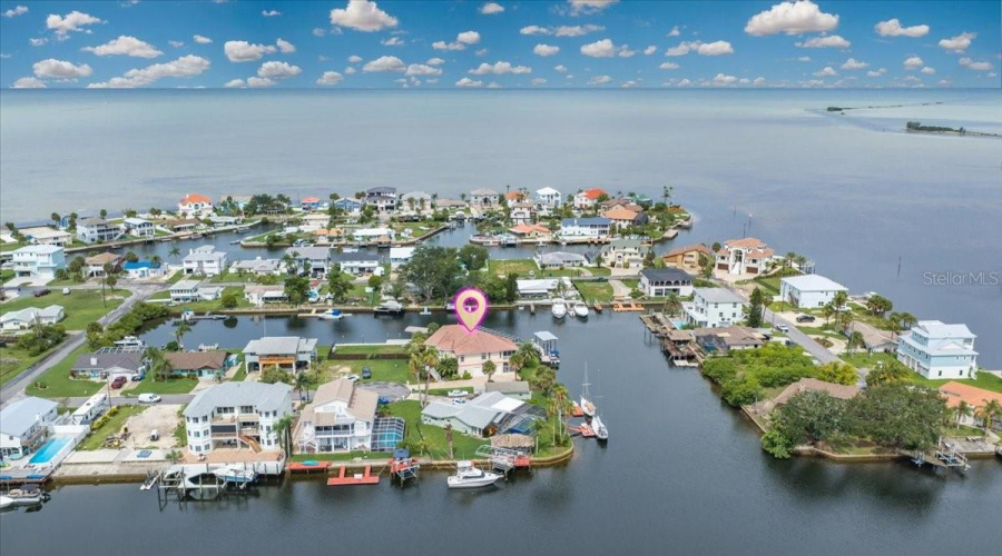 Hernando Beach, Florida 34607, 3 Bedroom Bedrooms, ,3 Bathroombathrooms,Residential,For Sale,Newport,0,Mfrtb8532427