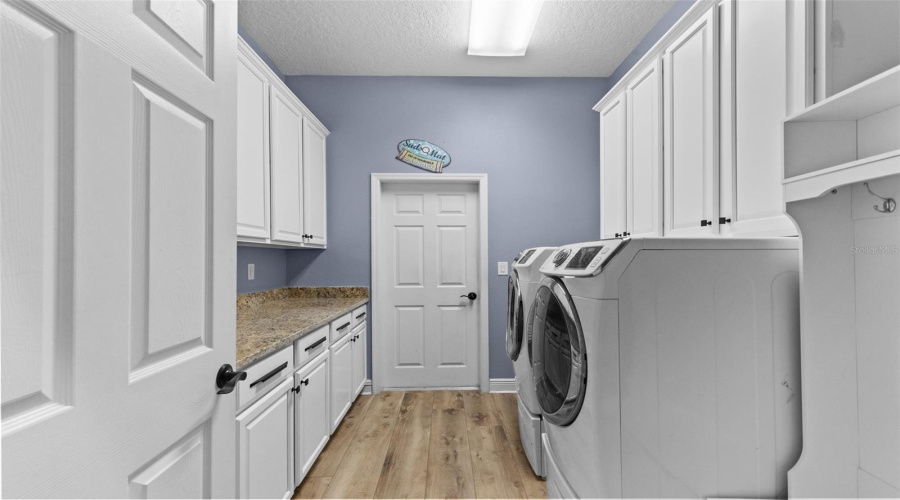 Wesley Chapel, Florida 33544, 5 Bedroom Bedrooms, ,4 Bathroombathrooms,Residential,For Sale,Cobalt,0,Mfrtb8540622