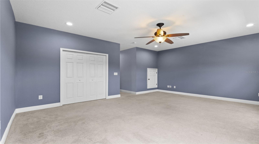 Bonus Room Upstairs