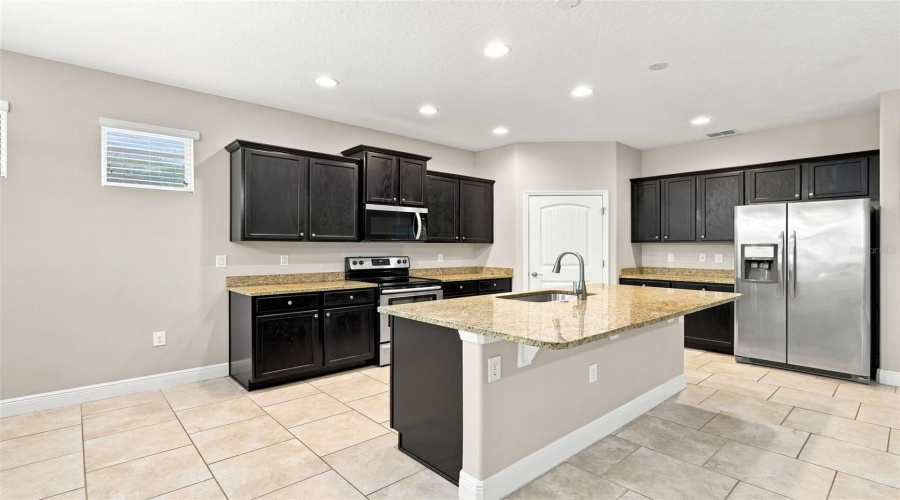 Ormond Beach, Florida 32174, 4 Bedroom Bedrooms, ,2 Bathroombathrooms,Residential,For Sale,River Square,0,Mfrv4950780