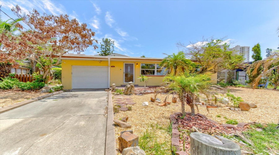 Port Orange, Florida 32127, 2 Bedroom Bedrooms, ,1 Bathroombathrooms,Residential,For Sale,Cardinal,0,Mfra4695274