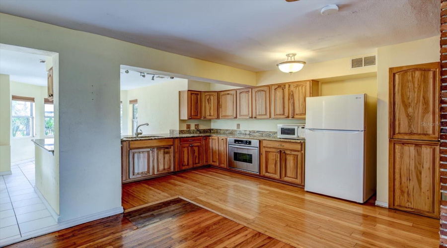 Port Orange, Florida 32127, 2 Bedroom Bedrooms, ,1 Bathroombathrooms,Residential,For Sale,Cardinal,0,Mfra4695274