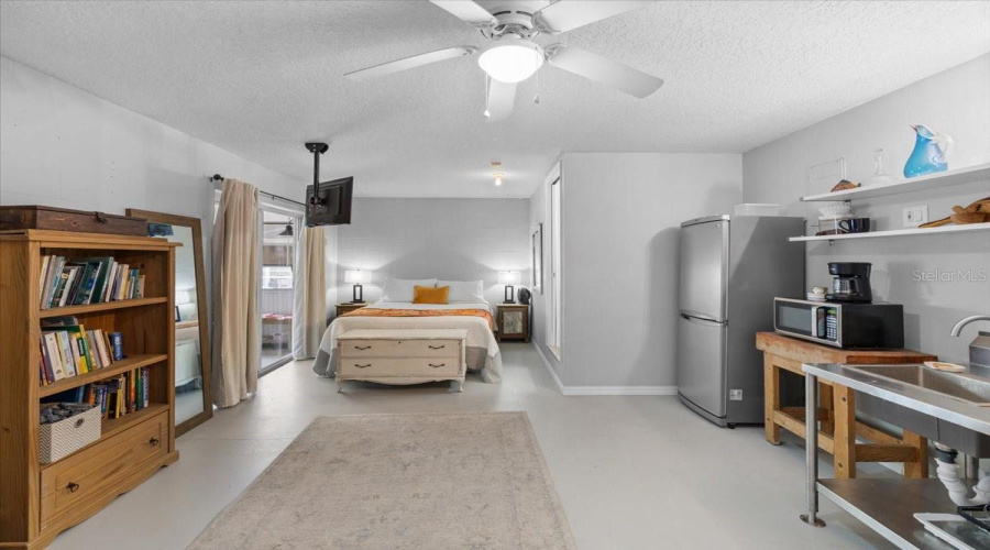 Weeki Wachee, Florida 34607, 2 Bedroom Bedrooms, ,3 Bathroombathrooms,Residential,For Sale,Aberdeen,0,Mfrtb8512787