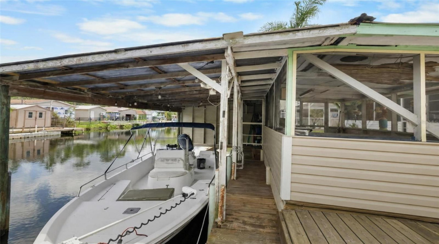 Weeki Wachee, Florida 34607, 2 Bedroom Bedrooms, ,3 Bathroombathrooms,Residential,For Sale,Aberdeen,0,Mfrtb8512787