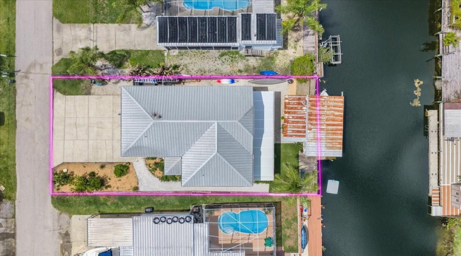 Weeki Wachee, Florida 34607, 2 Bedroom Bedrooms, ,3 Bathroombathrooms,Residential,For Sale,Aberdeen,0,Mfrtb8512787