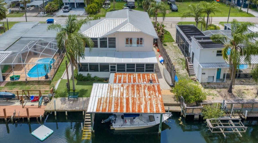 Weeki Wachee, Florida 34607, 2 Bedroom Bedrooms, ,3 Bathroombathrooms,Residential,For Sale,Aberdeen,0,Mfrtb8512787