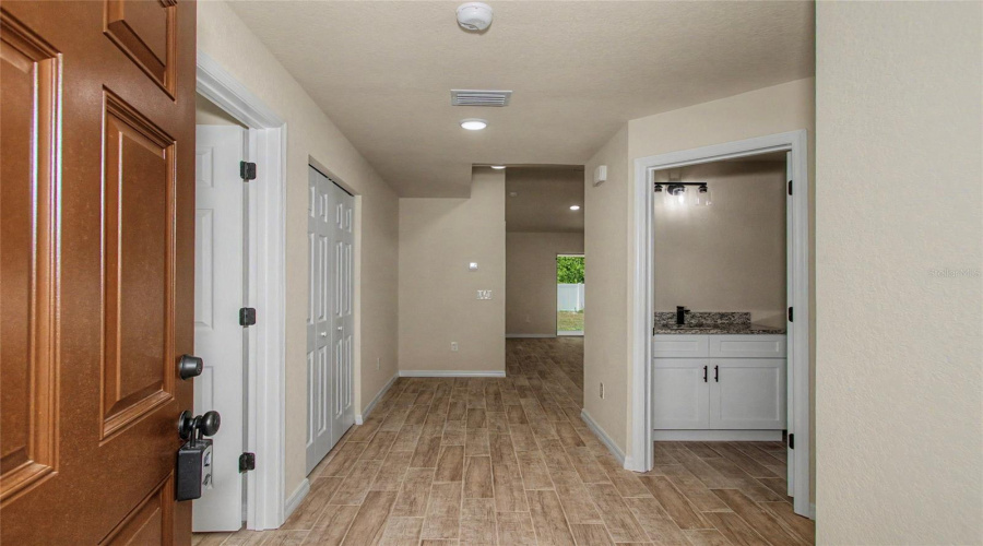 Ocala, Florida 34480, 3 Bedroom Bedrooms, ,2 Bathroombathrooms,Residential,For Sale,81St,0,Mfrtb8526816
