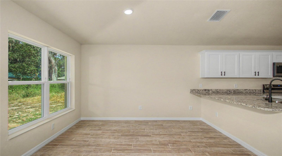 Ocala, Florida 34480, 3 Bedroom Bedrooms, ,2 Bathroombathrooms,Residential,For Sale,81St,0,Mfrtb8526816