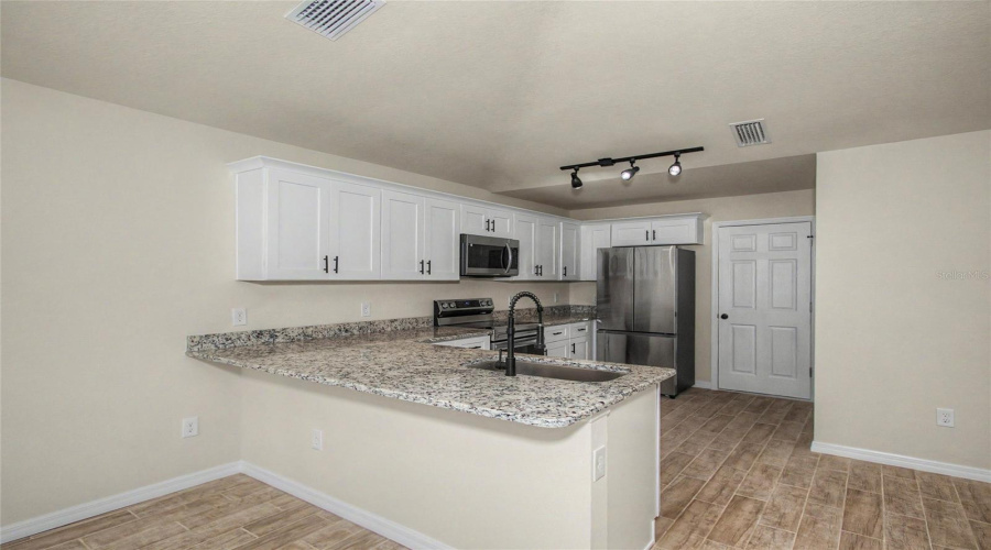 Ocala, Florida 34480, 3 Bedroom Bedrooms, ,2 Bathroombathrooms,Residential,For Sale,81St,0,Mfrtb8526816
