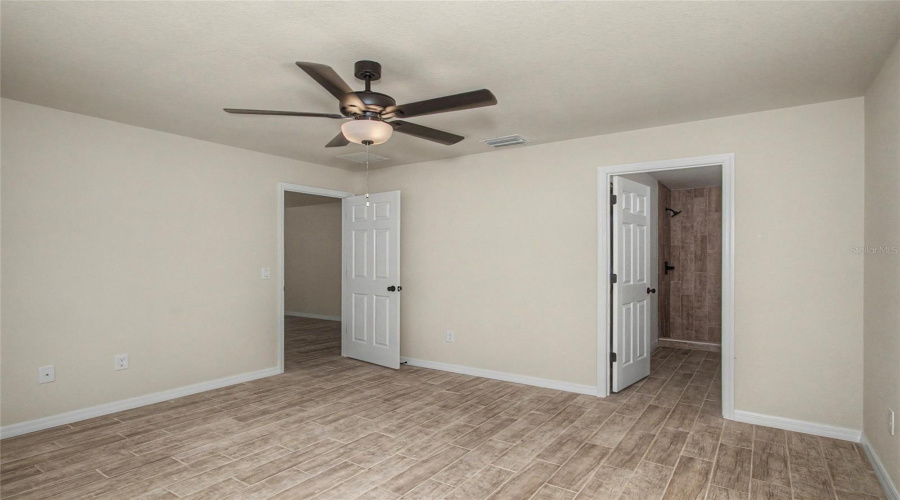 Ocala, Florida 34480, 3 Bedroom Bedrooms, ,2 Bathroombathrooms,Residential,For Sale,81St,0,Mfrtb8526816