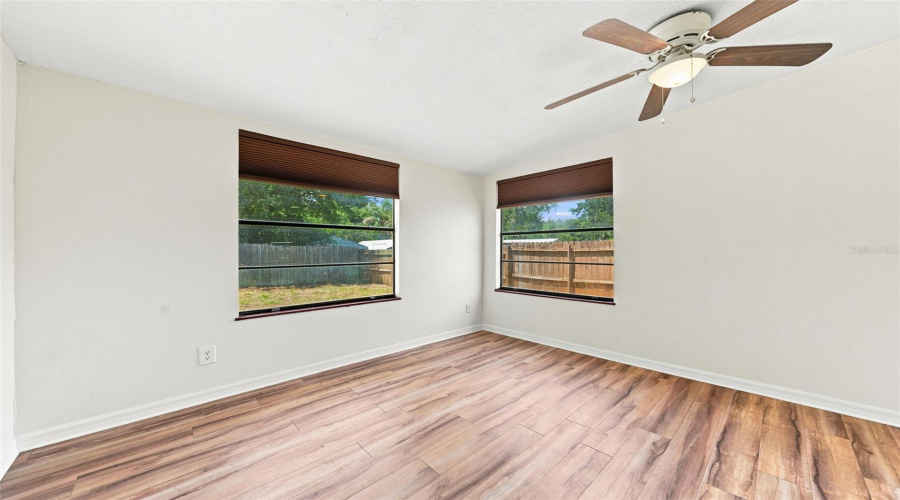 Eustis, Florida 32726, 4 Bedroom Bedrooms, ,2 Bathroombathrooms,Residential,For Sale,Garden,0,Mfro6427661