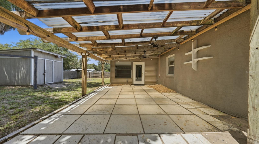 Eustis, Florida 32726, 4 Bedroom Bedrooms, ,2 Bathroombathrooms,Residential,For Sale,Garden,0,Mfro6427661