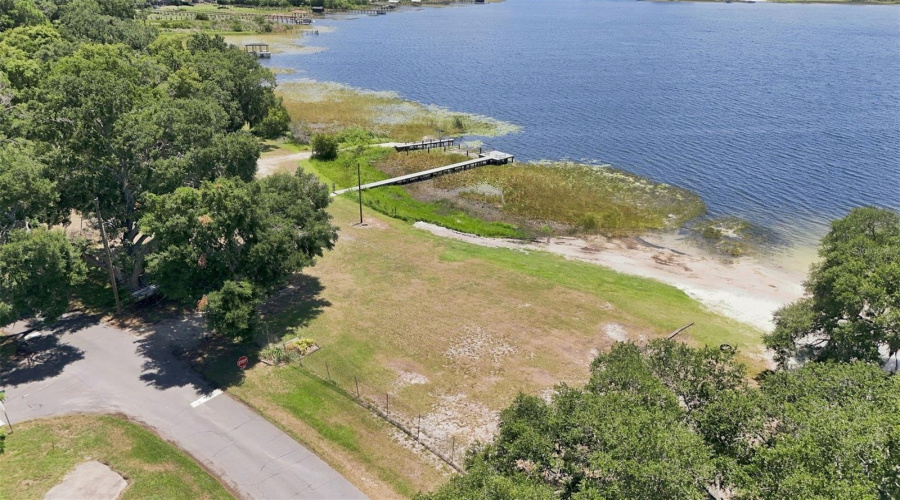 Eustis, Florida 32726, 4 Bedroom Bedrooms, ,2 Bathroombathrooms,Residential,For Sale,Garden,0,Mfro6427661