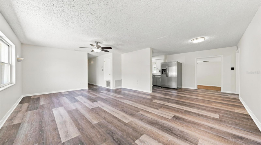 Eustis, Florida 32726, 4 Bedroom Bedrooms, ,2 Bathroombathrooms,Residential,For Sale,Garden,0,Mfro6427661