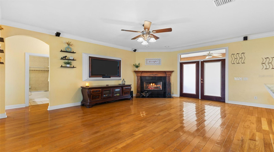 Plant City, Florida 33567, 5 Bedroom Bedrooms, ,3 Bathroombathrooms,Residential,For Sale,Colson,0,Mfrtb8457563