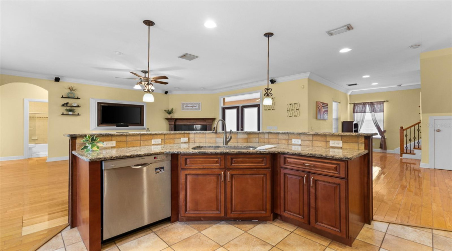 Plant City, Florida 33567, 5 Bedroom Bedrooms, ,3 Bathroombathrooms,Residential,For Sale,Colson,0,Mfrtb8457563