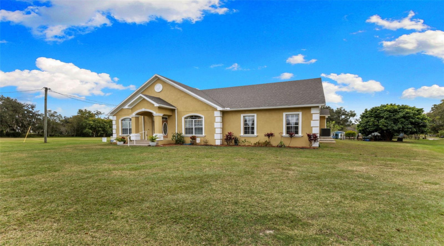 Plant City, Florida 33567, 5 Bedroom Bedrooms, ,3 Bathroombathrooms,Residential,For Sale,Colson,0,Mfrtb8457563